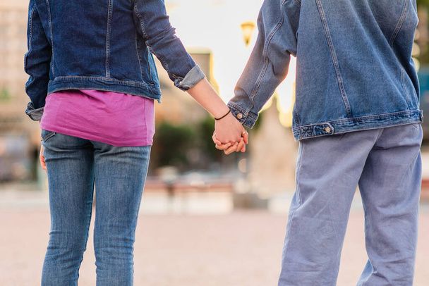 مهارت رابطه زناشویی با همسر -شناخت مردان و زنان - عشق محبت