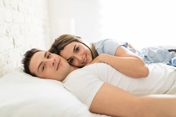 ازدواج - رابطه زناشویی با همسر -شناخت مردان و زنان - عشق محبت، علاقه - روانشناسی مهارت های ارتباطی دختران و پسران