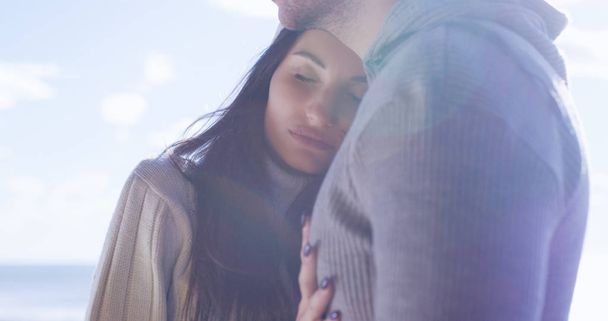 رابطه عاطفی - آموزش روابط زناشویی -شناخت مردان و زنان - عشق محبت - روانشناسی مهارت‌های ارتباطی دختران و پسران