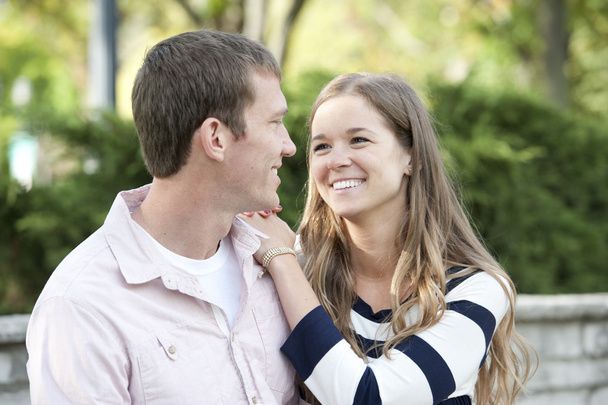 رابطه عاطفی - آموزش روابط زناشویی -شناخت مردان و زنان - عشق محبت - روانشناسی مهارت‌های ارتباطی دختران و پسران