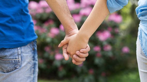 رابطه عاطفی - آموزش روابط زناشویی -شناخت مردان و زنان - عشق محبت - روانشناسی مهارت‌های ارتباطی دختران و پسران