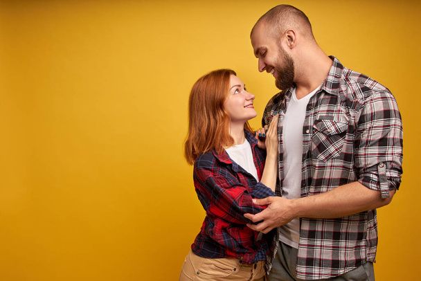 ازدواج - رابطه زناشویی با همسر -شناخت مردان و زنان - عشق محبت، علاقه - روانشناسی مهارت های ارتباطی دختران و پسران